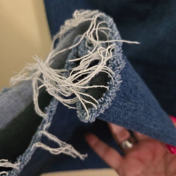 OAT NY High Rise Wide Leg Raw Hem Audre Dark Wash Jeans Size 10/30 - Picture 5 of 7